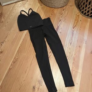 SET Active Brown Leggings and Top Set